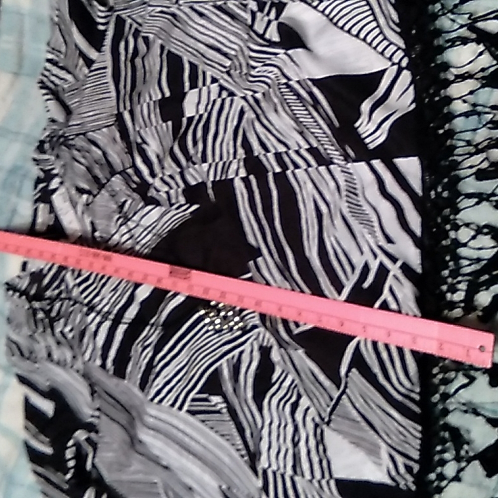 Avenue Lightweight top. 18/20 NWT - Picture 7 of 16